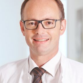 Prof. Dr. med.  
Holger  Bannasch 